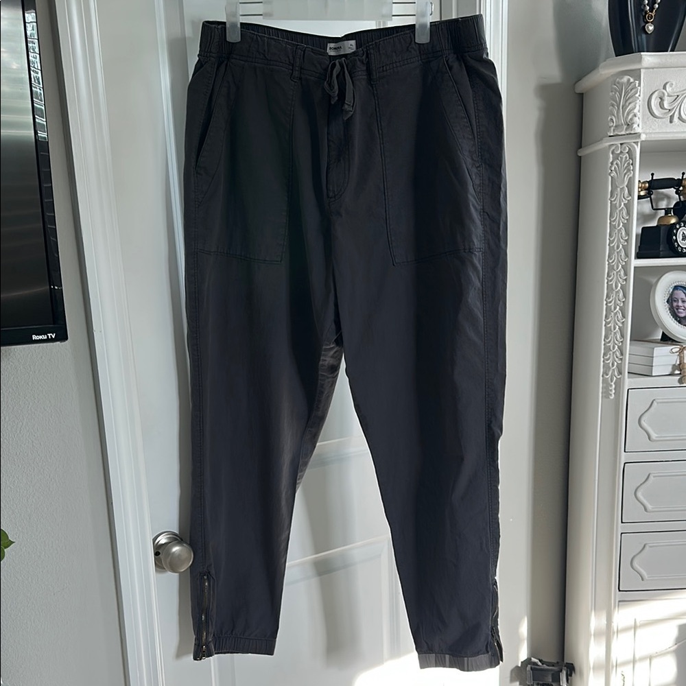 Sonoma Gray Cargo Pants Relaxed Fit